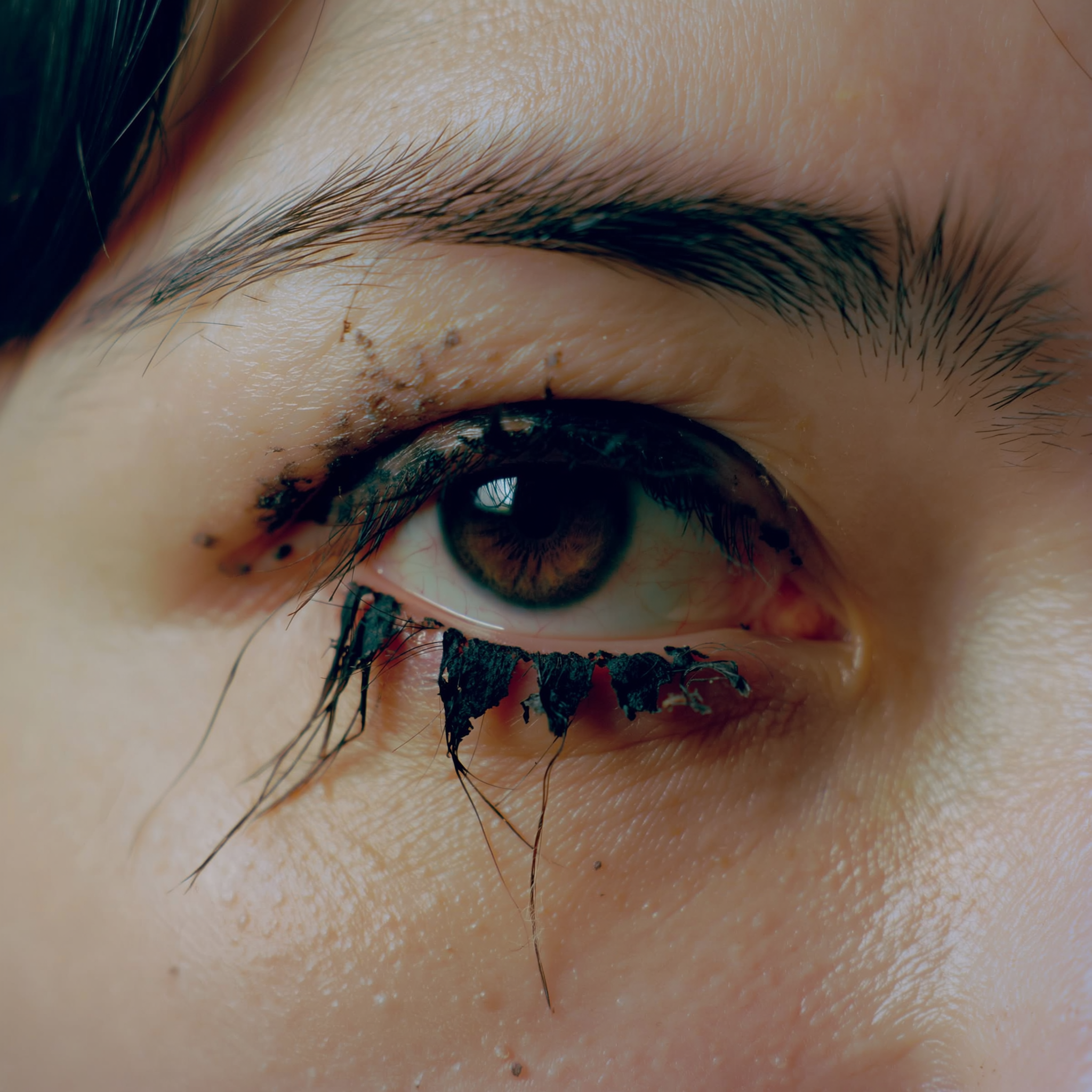 Problematic magnetic lashes